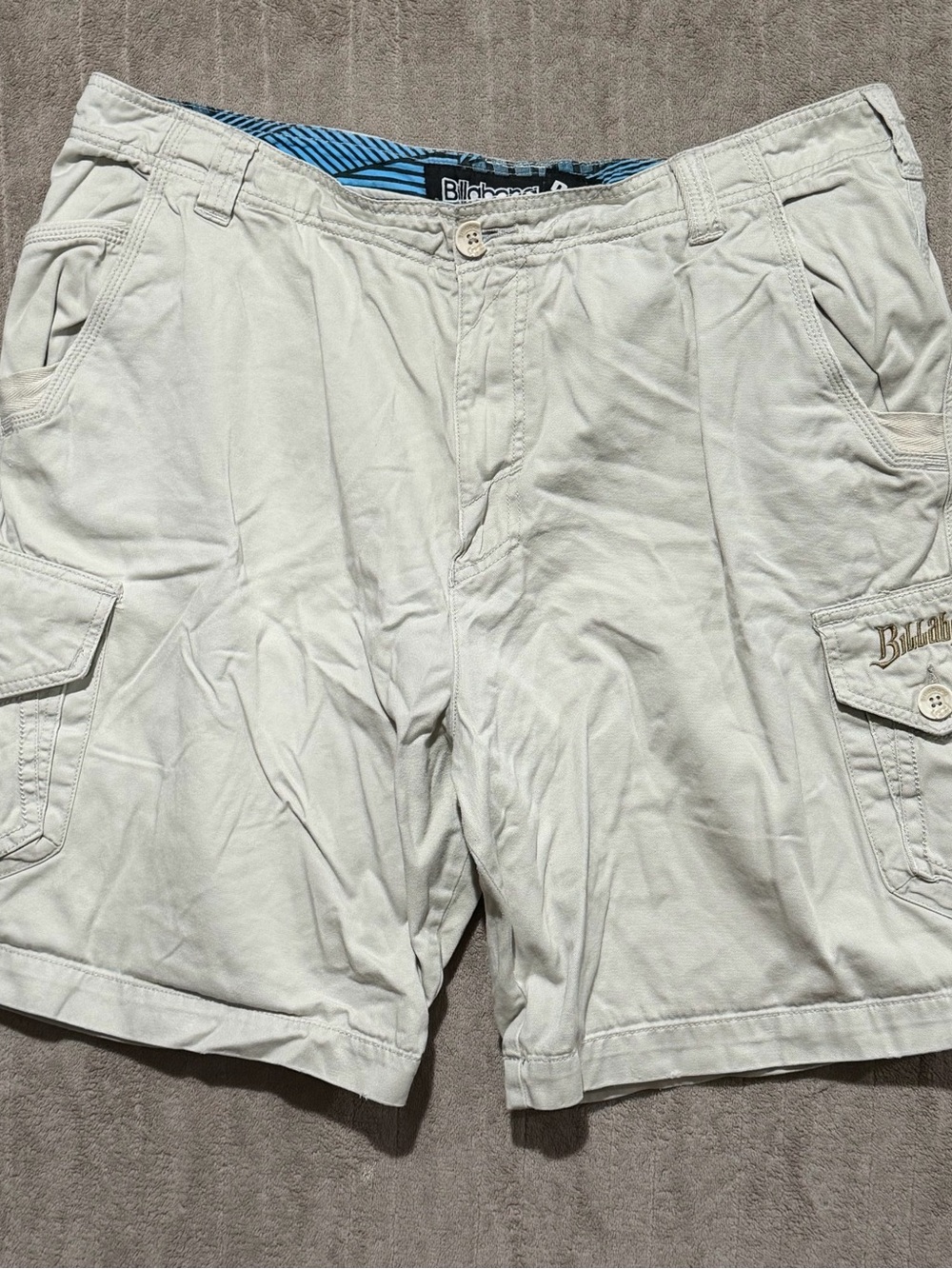 Vintage Y2K Billabong Mens 38 Spell Out Baggy Cargo Shorts Surf Skater Beige